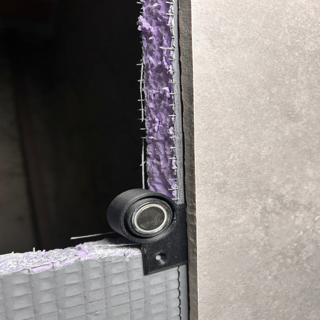 REVIMAG Basismodul 2 Eckvariante Die Flache Magnetlösung für enge Einbausituationen und Revisionsöffnungen 